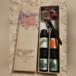 Essential Oil Set With Bracelet